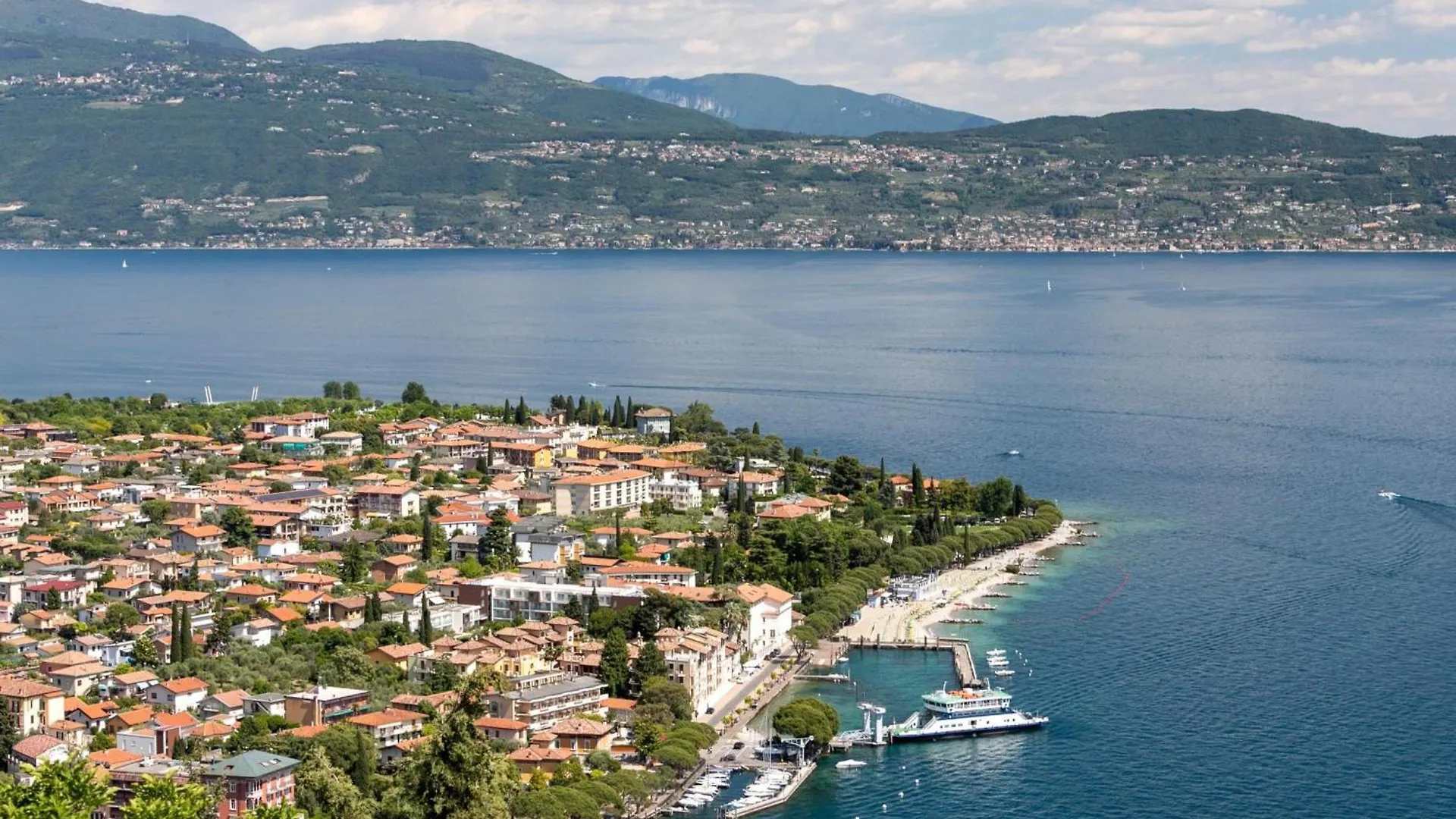 Spiaggia Azzurro -Lakeside With Terrace - Happy Rentals Toscolano Maderno